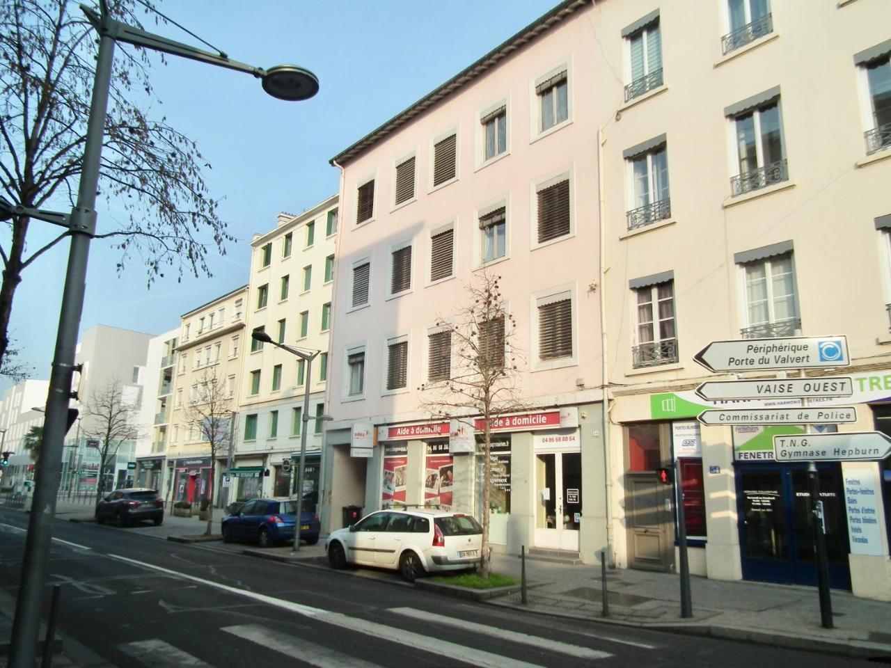 Le 9Eme- Metro Valmy-Homalyon Appartement Buitenkant foto